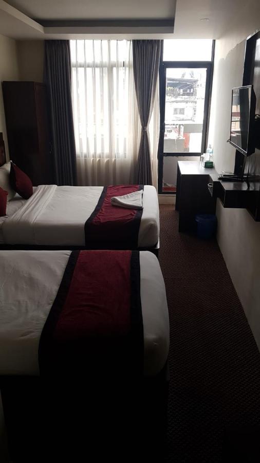 Hotel De Universal กาฐมาณฑุ ภายนอก รูปภาพ